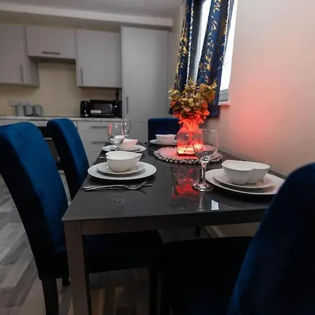 1 Bedroom-Sofabed-Worktable-4-Wifi-Parking London Exterior photo